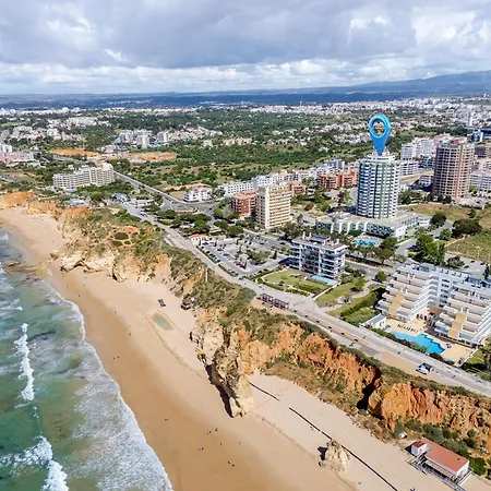 Sea View - One Bedroom Oceanfront Luxury Apartment Portimão
